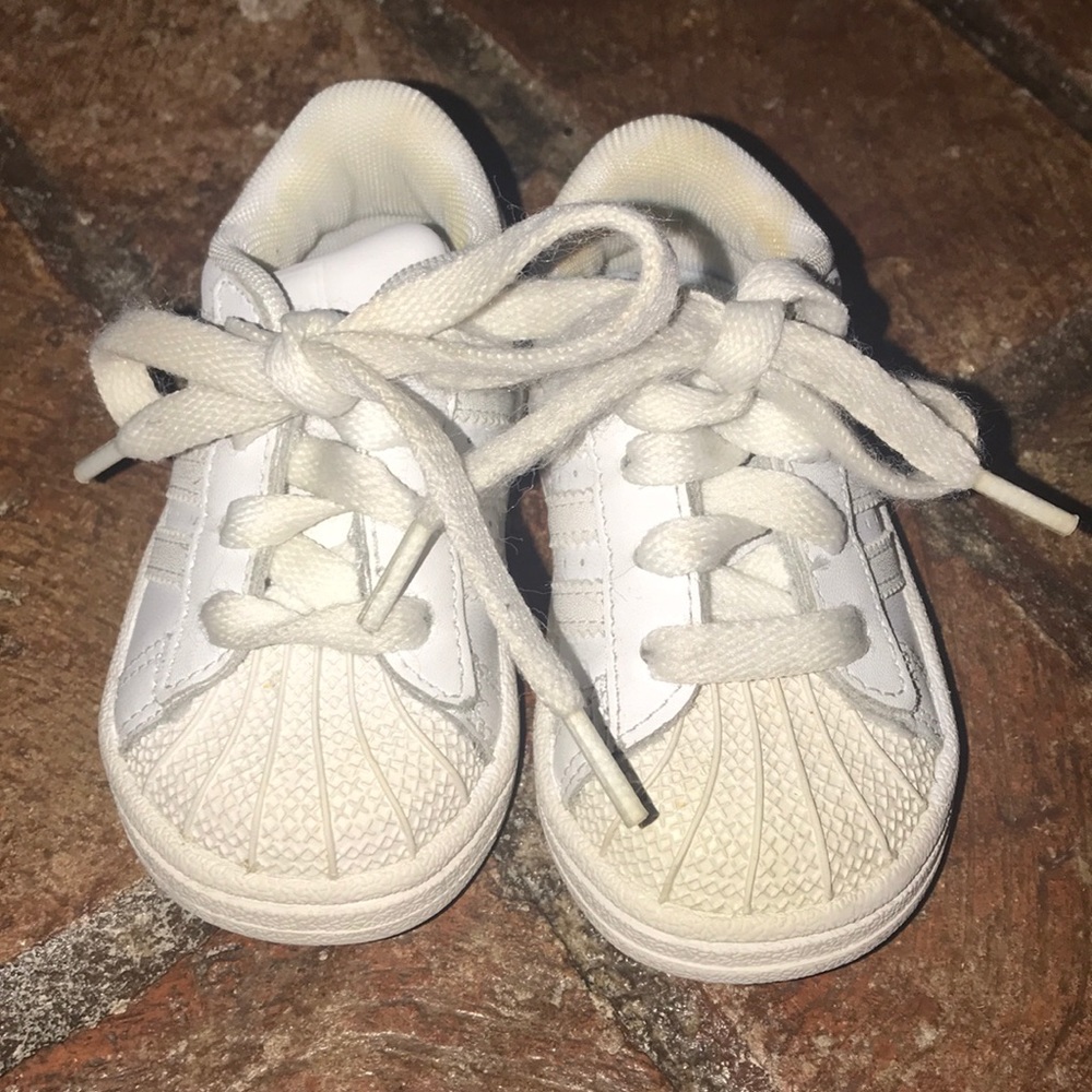 Babies First Classic Shell Toe Adidas - US Kids 4